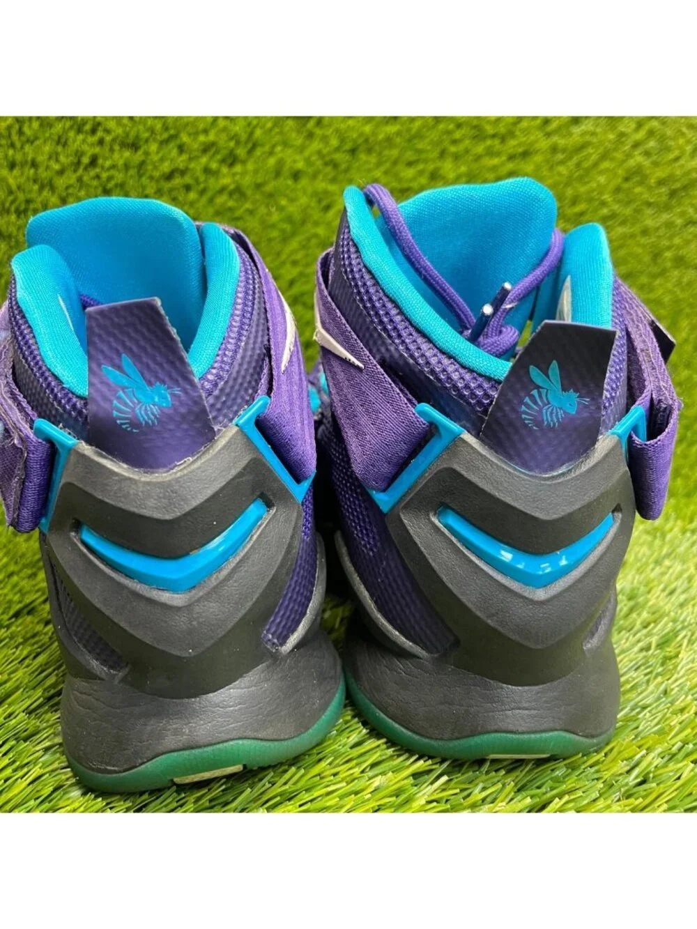 Nike LeBron Soldier 9 Mens Size 12.5 Purple Athletic Basketball Shoes Sneakers